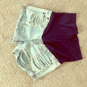 Distressed maternity shorts